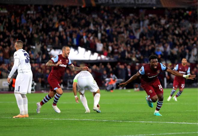 Mohamed Kudus celebra el gol de la remontada del West Ham ante el FK TSC. Fuente: Cordon Press.
