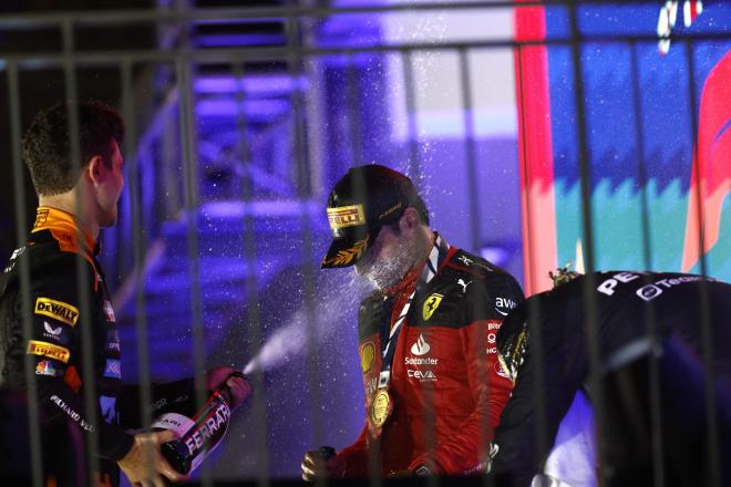 Carlos Sainz, durante el GP de Singapur (Foto: Cordon Press).