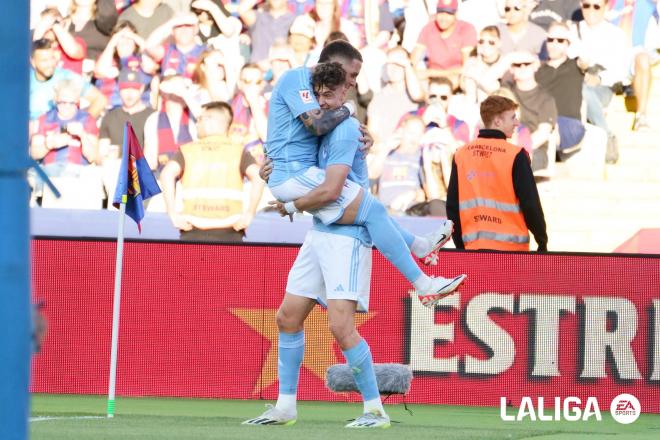 Celebración del gol de Larsen al Barcelona (Foto: LALIGA).