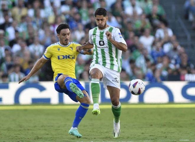 Ayoze Pérez frente al Cádiz CF