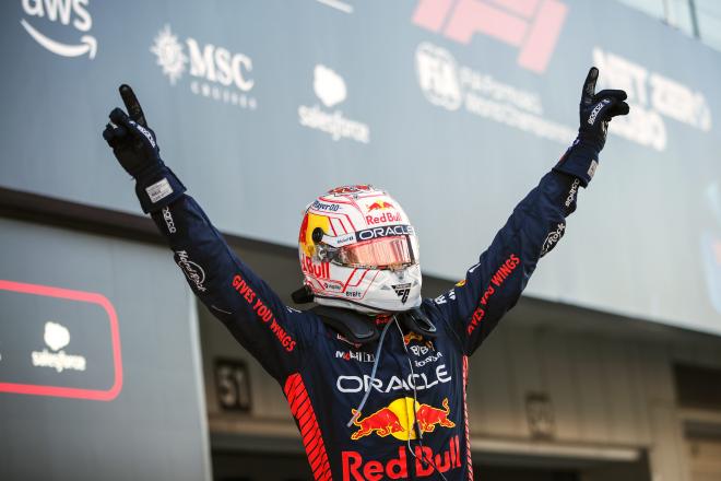 Max Verstappen y Red Bull, en el GP de Japón (Foto: Cordon Press).