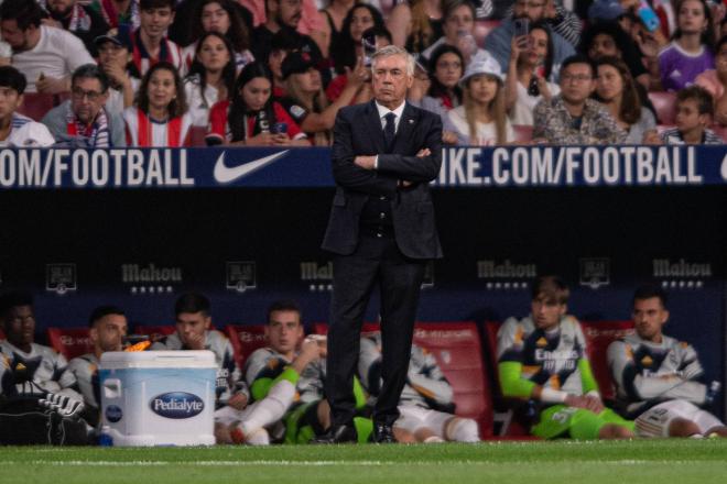 Ancelotti, visiblemente enfadado en el Atleti-Real Madrid (Cordon Press)
