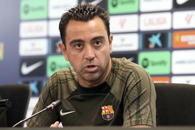 Xavi Hernández, en rueda de prensa del Barcelona (FOTO: EFE).