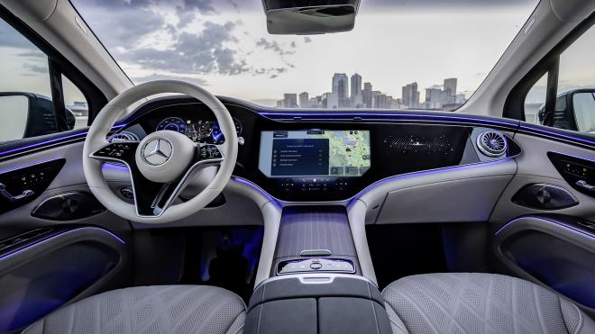 Mercedes-Benz y Mastercard unidos para pagar con huella digital desde el coche.