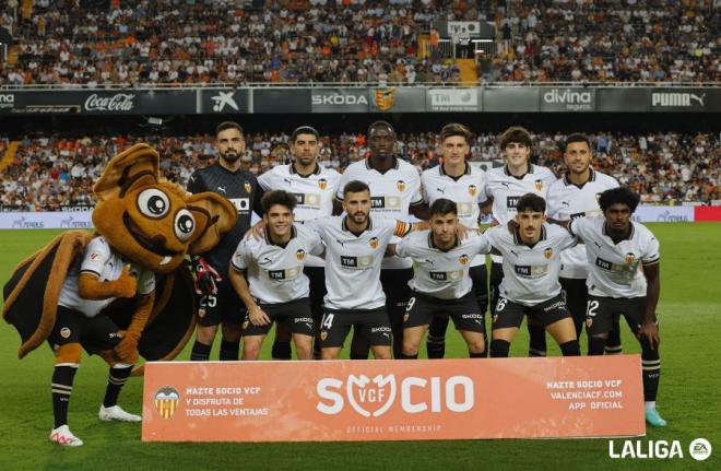 El once titular del Valencia CF contra la Real Sociedad (Foto: LaLiga).