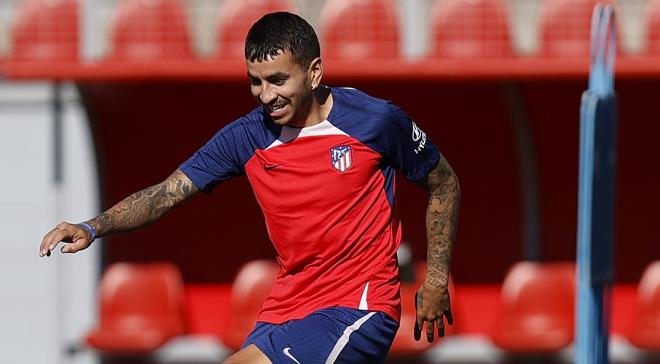 Ángel Correa, en un entrenamiento del Atlético (Foto: ATM).