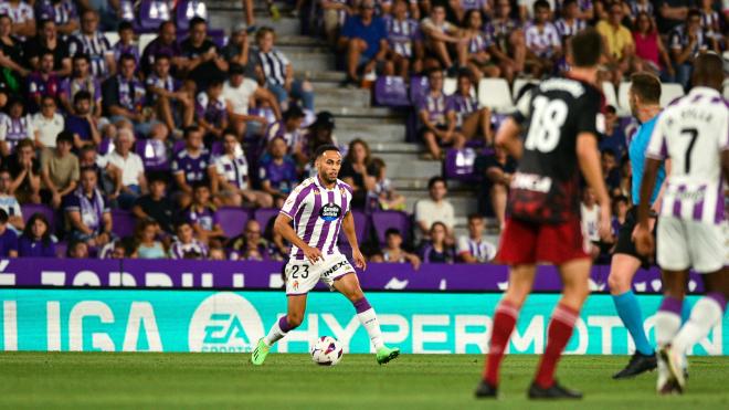 Anuar vuelve a jugar con la blanquivioleta (Foto: Real Valladolid).