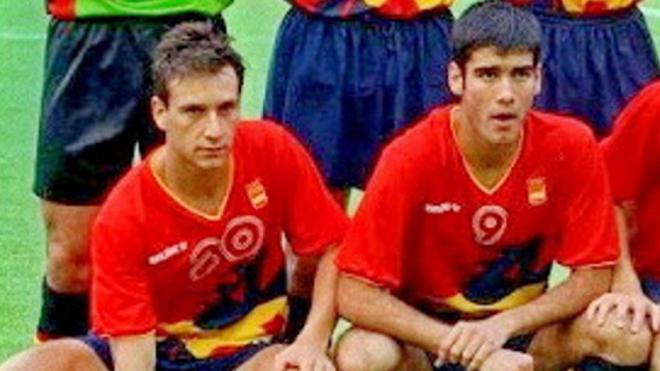 Alfonso junto a Guardiola en la selección española.
