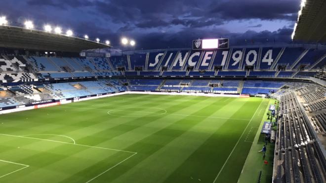 La Rosaleda, en la previa del encuentro ante el Mirandés (Foto: María Naranjo).