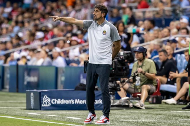 Veljko Paunovic ha sido relevado por Luis Carrión en el Real Oviedo (Foto: Cordon Press).