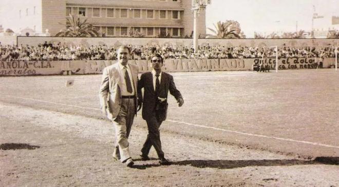 Francisco Gómez, antes de recoger los puros (Foto extraída del archivo del Betis)