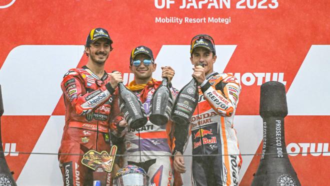 Los protagonistas del último podio de MotoGP en Japón (Foto: Cordon Press).