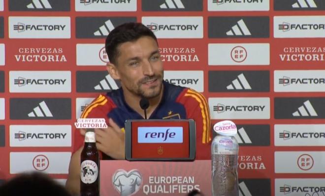 Jesús Navas habló del deseo de Sergio Ramos de volver con la selección española.