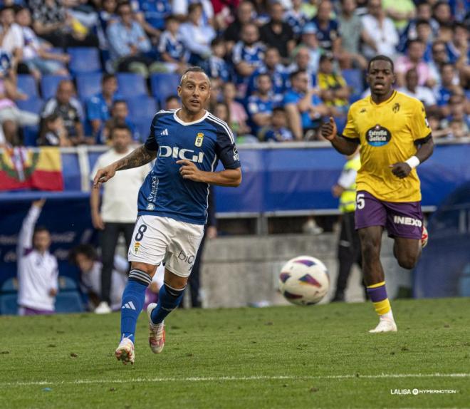 Cazorla, en su debut con el Oviedo esta temporada (Foto: LaLiga).