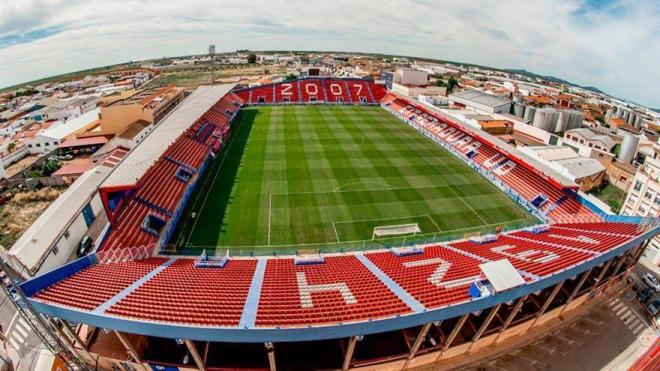 Estadio Francisco de la Hera (Foto: @CDHERNAN_CORTES)