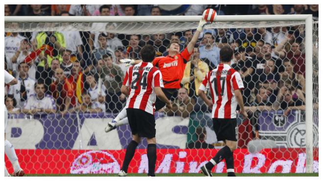 Iker Casillas contra el Athletic Club de Bilbao. (Fuente: Cordon Press)