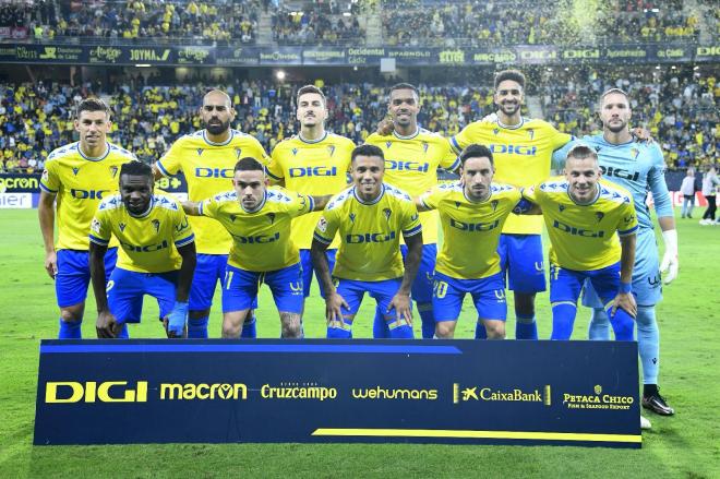 El once del Cádiz ante el Sevilla (Foto: Cristo García).