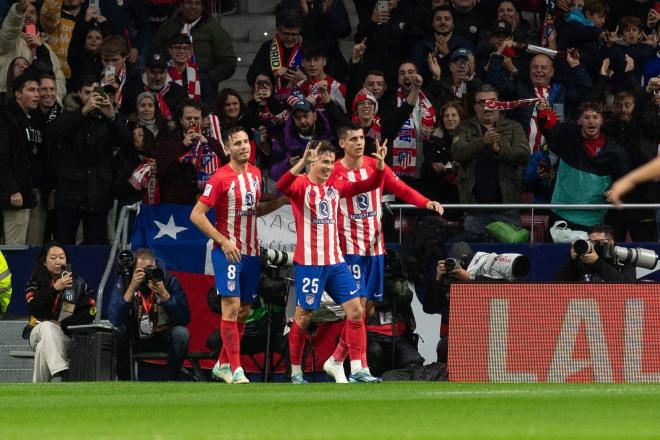Riquelme celebra su gol en el Atlético-Alavés (FOTO: Cordón Press).