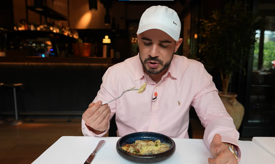 Cenando con Pablo degusta los platos de Totó, el restaurante de Cristiano Ronaldo y Rafa Nadal (Fo
