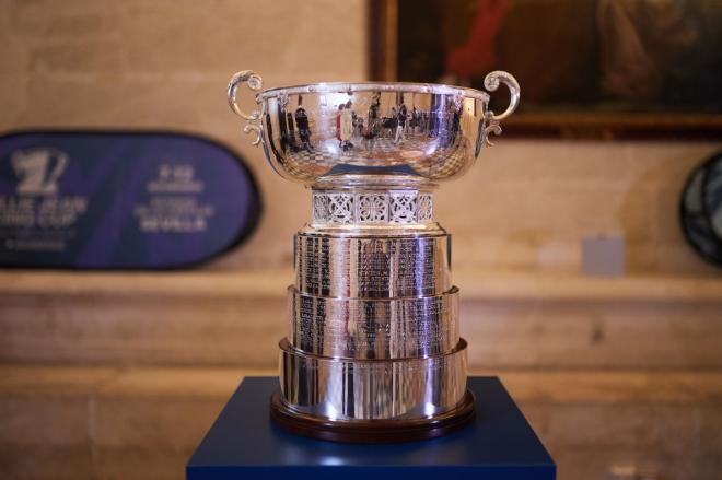 El trofeo de la Billie Jean King Cup. Foto: RFET