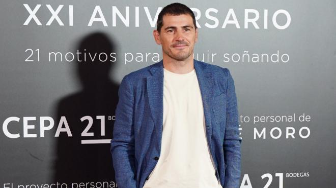 Iker Casillas posa ante los medios (Cordon Press)
