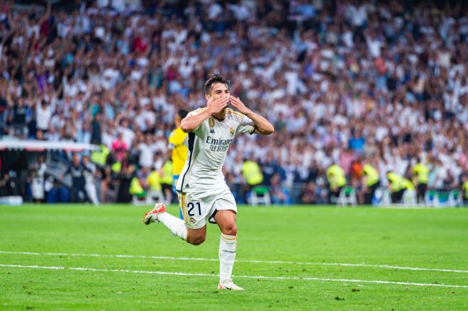 Brahim Diíz celebra su gol durante el partido de LaLiga EA Sports vs Las Palmas bajo las órdenes de Carlo Ancelotti (FOTO: Cordón Press).