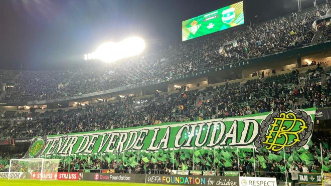 El tifo de Gol Sur 1907 (Foto: Kiko Hurtado)