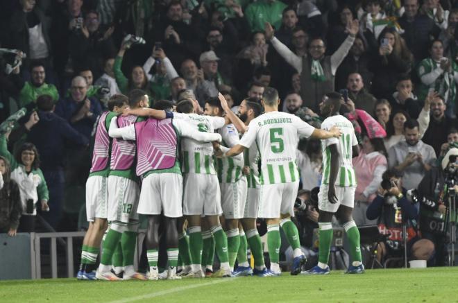 La celebración del gol de Aitor Ruibal al Aris (Foto: Kiko Hurtado)