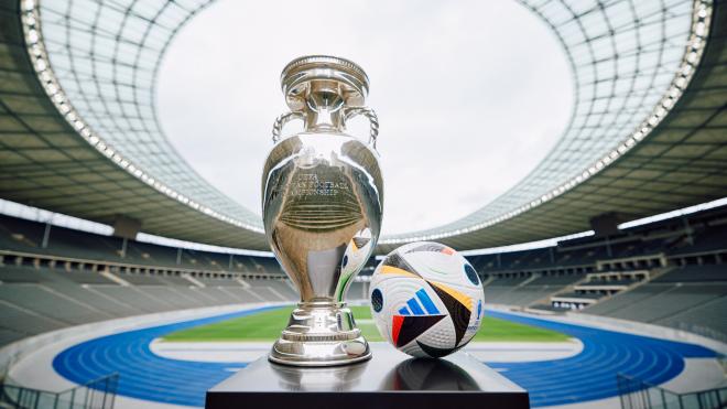 El Balón Oficial FUSSBALLLIEBE se utilizará durante toda la UEFA EURO 2024. Foto: Adidas.