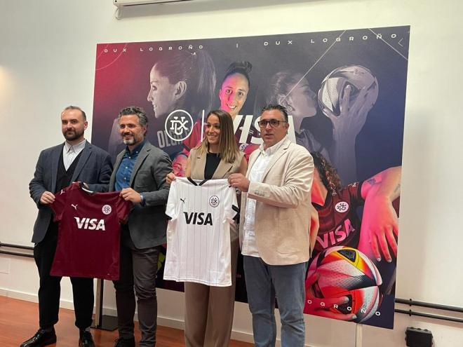 La futbolista Olga García presenta su proyecto con los eSports