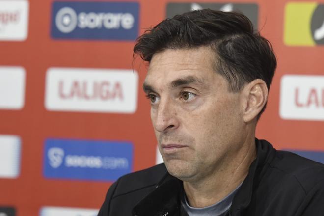 Diego Alonso, entrenador del Sevilla (foto: Kiko Hurtado).