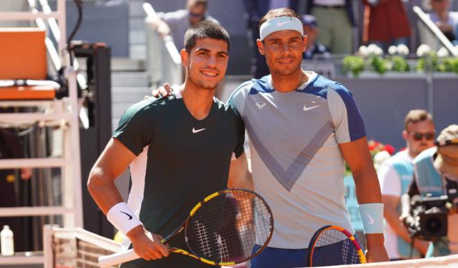 Carlos Alcaraz y Rafael Nadal en un partido del Mutua Madrid Open (Fuente: Cordon Press)