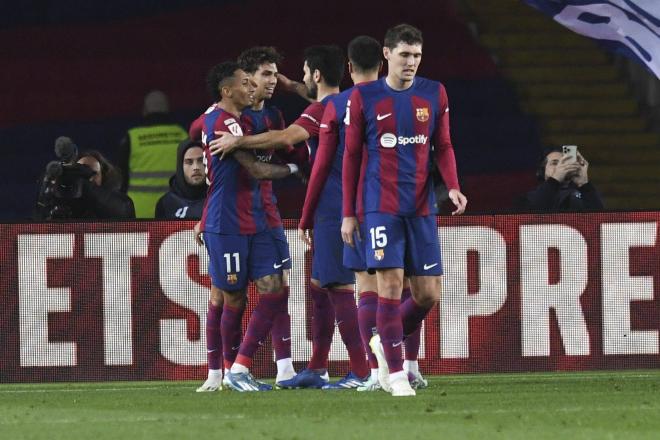 El Barcelona celebra un gol ante el Atlético. (Foto: Cordon Press).