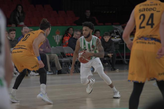 El Betis frente al Oviedo (Foto: RBB Baloncesto)