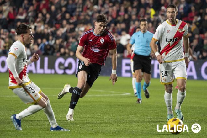 Jörgen Strand-Larsen, en el Rayo - Celta (Foto: LALIGA).