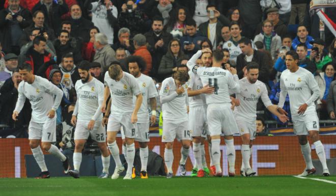Karim Benzema celebrando un gol con el Real Madrid (Fuente: Cordon Press)