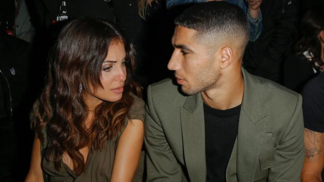 Achraf Hakimi, futbolista del Paris Saint-Germain, y su pareja, Hiba Abouk (Cordon Press)