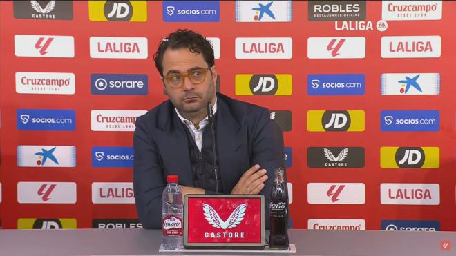 Victor Orta explica la destitución de Diego Alonso.