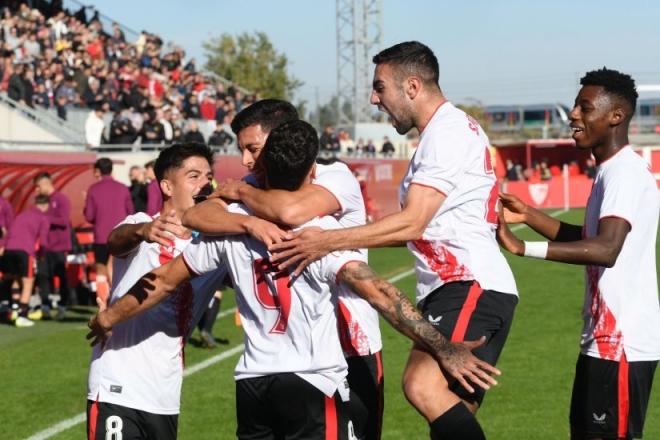 Celebración gol del Sevilla Atlético (Foto: Cantera SFC)