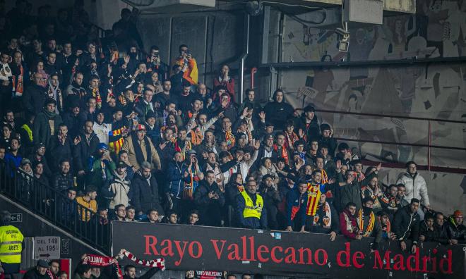 La afición, en el Rayo - Valencia CF (Foto: VCF).