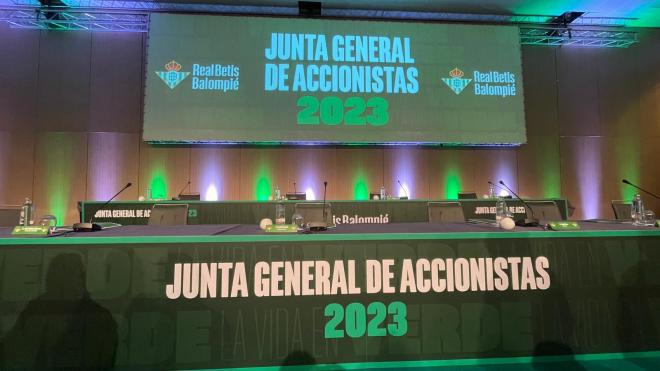La mesa de la Junta de 2023 (Foto: Kiko Hurtado)
