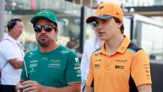 Fernando Alonso y Oscar Piastri, en un GP de este 2023 (Foto: Cordon Press).