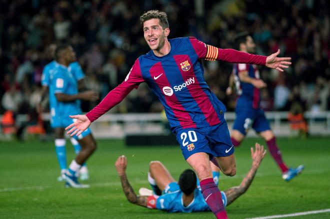 Sergi Roberto, celebrando uno de su goles en el Barça-Almería (Foto: Cordon Press).