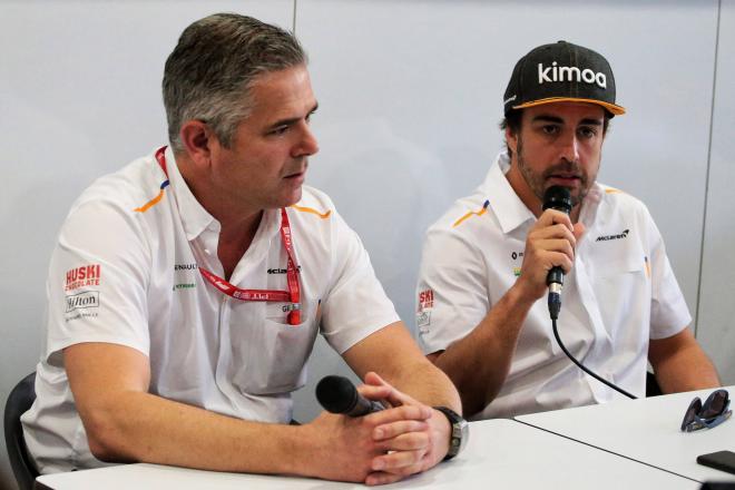 Gil de Ferran y Fernando Alonso en 2019. (Fuente: Cordon Press)
