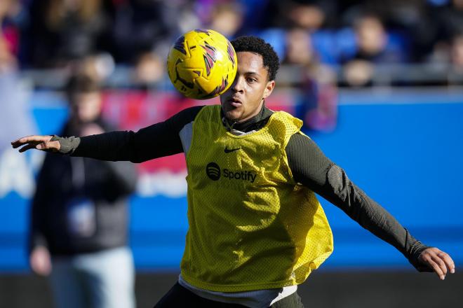 Vitor Roque, en un entrenamiento del Barcelona (FOTO: EFE).