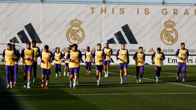 Los jugadores del Real Madrid, en la sesión de este lunes (Foto: RM).