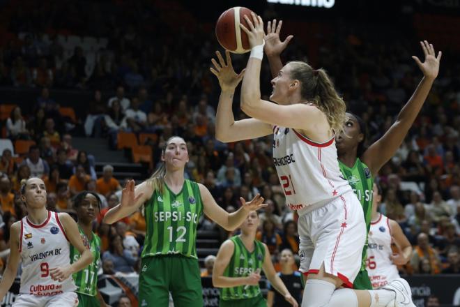 Valencia Basket viaja a Sepsi sin casi margen de error en EuroLeague Women
