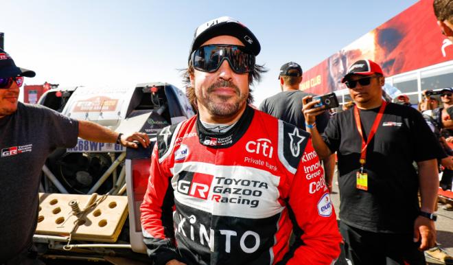 Fernando Alonso con Toyota en el Dakar de 2020 (Fuente: Cordon Press)