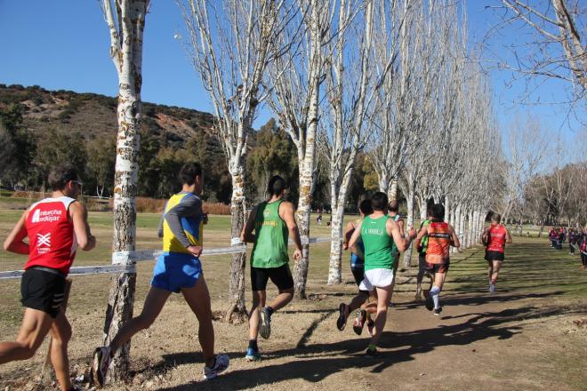 Un total de 594 atletas participan en el XXIII Campo a Través La Garza.