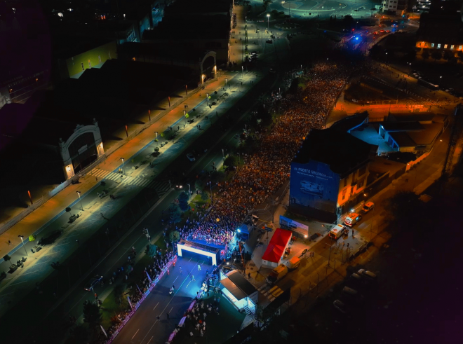 Imagen aérea de la 15K Nocturna de Valencia.